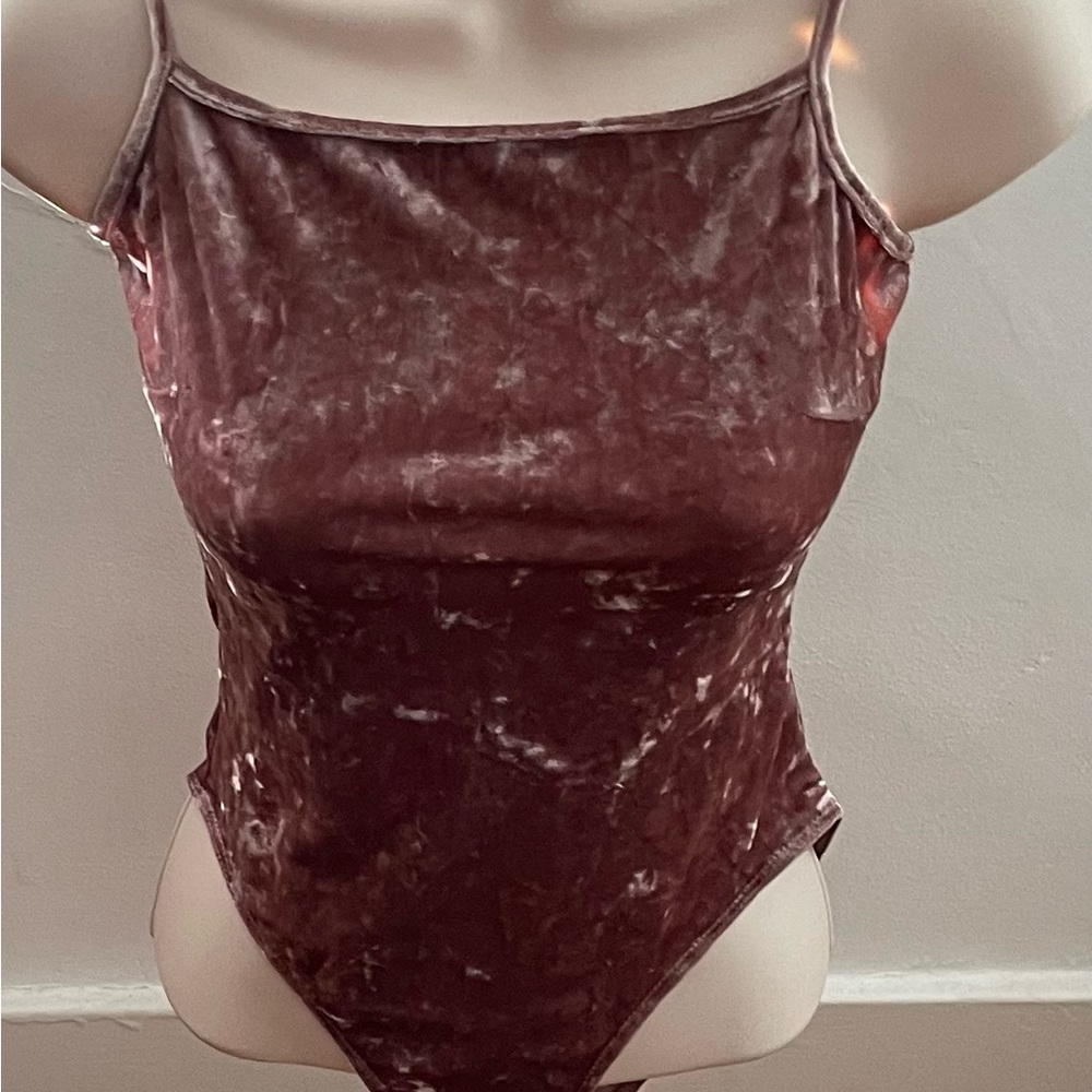Forever 21 velvet brown velour square neck adjustable strap bodysuit, size S